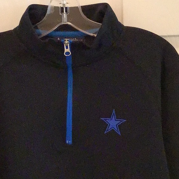 Men’s Dallas Cowboys Half Zip Shirt - Picture 2 of 7